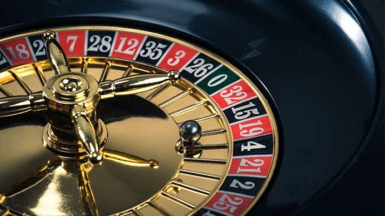Bola44 taruhan live in-play betting pertandingan sepak bola real-time